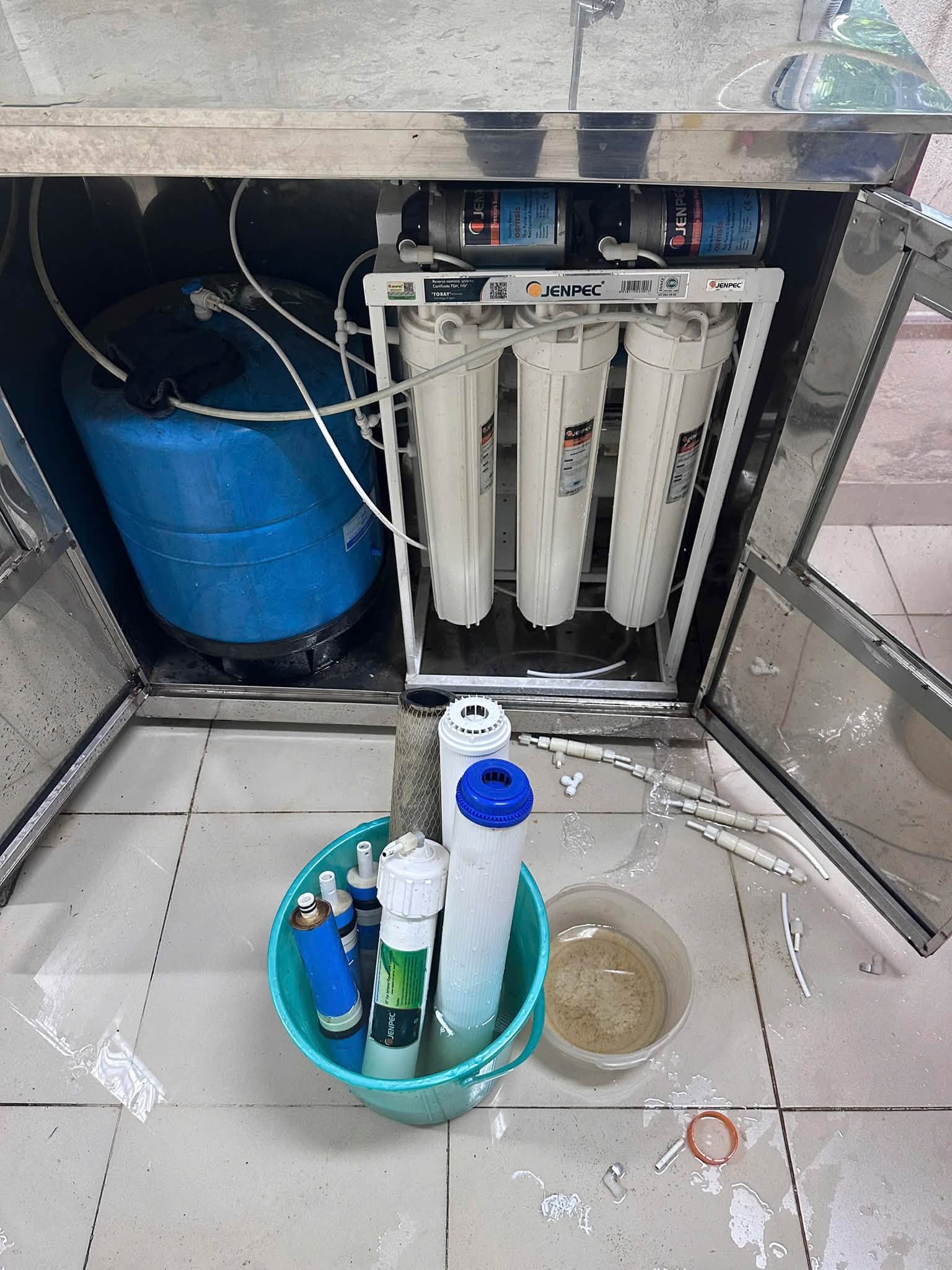Dịch Vụ Sửa Máy Lọc Nước ở Vinh Tại Nhà