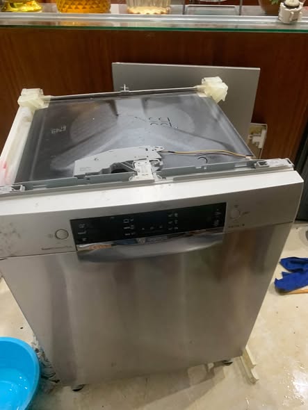 Dịch Vụ Sửa Máy Rửa Bát Tại Nhà